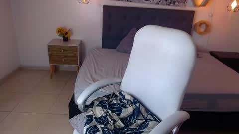 Elenna online show from June 17, 3:46 pm