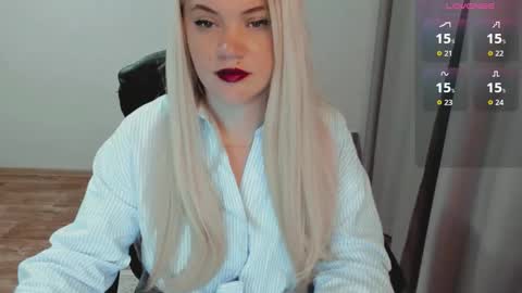 Ella online show from October 23, 7:03 am