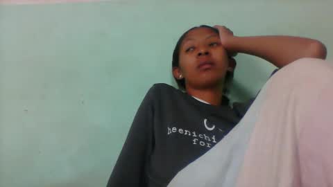 eliah193653 online show from December 1, 2:20 pm