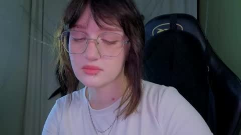 Ellie online show from November 7, 5:24 am