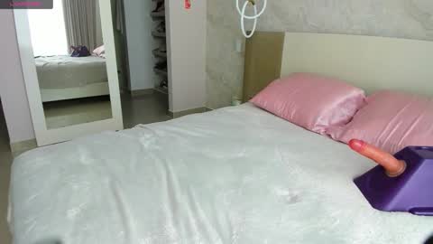 eliianabortt online show from January 28, 5:14 pm