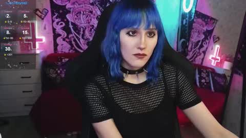 Snapshot of elika_kay chatting on February 23, 8:18 pm  MORE ME   online show from February 23, 8:18 pm