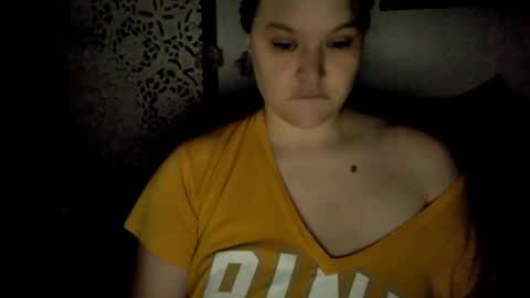 Elinah online show from November 9, 1:18 pm