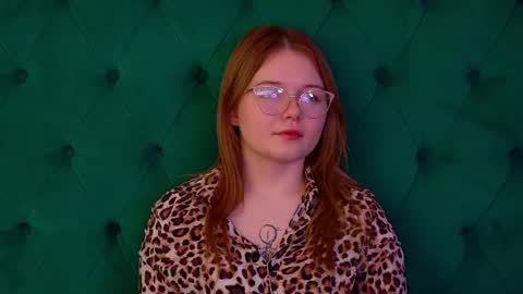 elinavale online show from March 2, 7:15 am