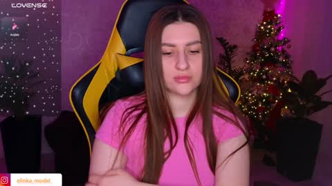 Snapshot of elinkalove chatting on January 9, 6:26 pm Elina online show from January 9, 6:26 pm