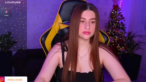 Snapshot of elinkalove chatting on December 29, 4:51 pm Elina online show from December 29, 4:51 pm
