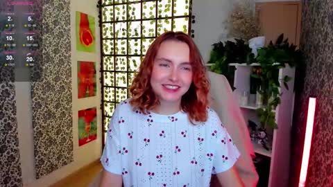 Snapshot of elis_cherry chatting on September 30, 2:28 am Elis online show from September 30, 2:28 am