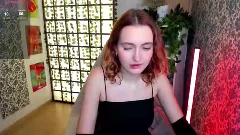 Snapshot of elis_cherry chatting on October 13, 1:30 am Elis online show from October 13, 1:30 am