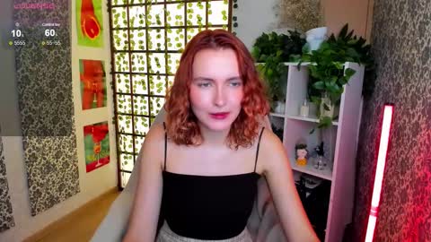 Snapshot of elis_cherry chatting on September 13, 2:19 am Elis online show from September 13, 2:19 am
