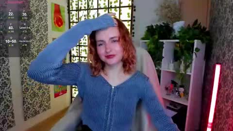 Snapshot of elis_cherry chatting on September 29, 2:27 am Elis online show from September 29, 2:27 am