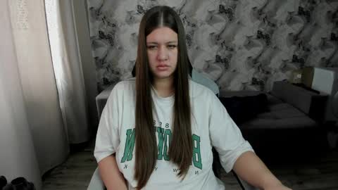 Aletta Oushen online show from April 18, 9:45 am