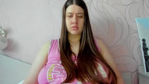 Aletta Oushen online show from February 7, 10:40 am