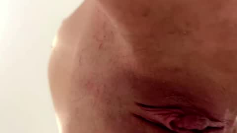 Elisa online show from April 16, 9:39 pm