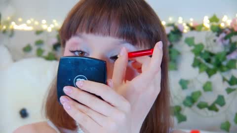 ElisabethDavis online show from April 12, 3:04 pm