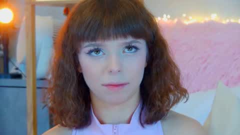 ElisabethDavis online show from November 28, 3:26 pm