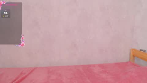 elise_day online show from May 18, 10:32 am