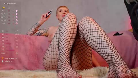 elise_day online show from May 29, 3:10 pm