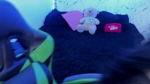 E L I S S A online show from April 19, 1:49 am