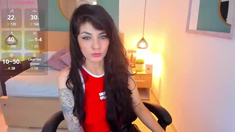 E L I S S A online show from February 9, 2:17 am