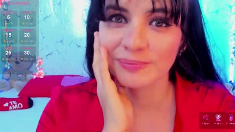 E L I S S A online show from October 31, 3:30 am