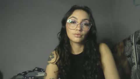 elizabeht_911 online show from November 16, 9:26 pm