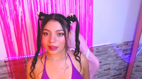 Elizabeth online show from January 25, 9:14 pm