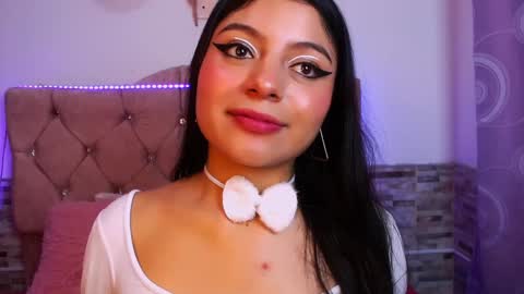 Elizabeth online show from January 21, 8:11 pm