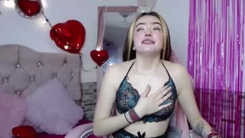 Elizabeth online show from March 3, 4:21 pm