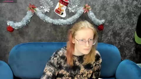 Elizabeth online show from January 22, 1:42 am