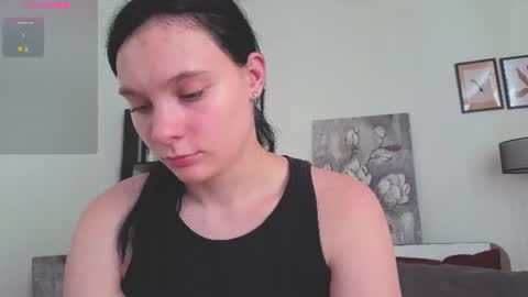 Elizabeth online show from June 30, 1:05 am