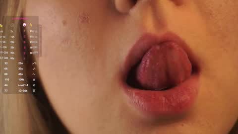 Elizabeth online show from November 12, 7:12 pm