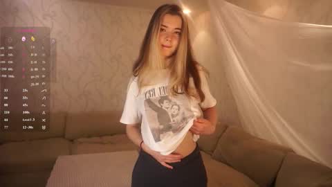 Elizabeth online show from November 16, 6:52 pm