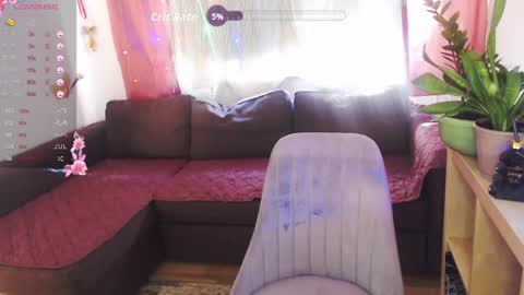 Hellomy name is Liset Monroe online show from April 11, 6:30 am