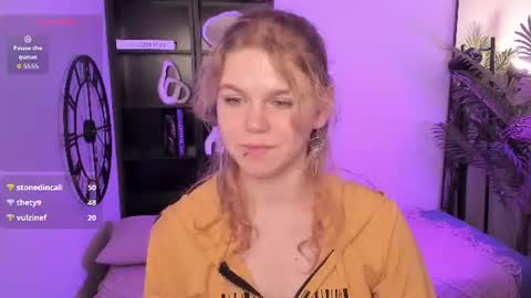 Elizabeth online show from June 28, 12:23 pm