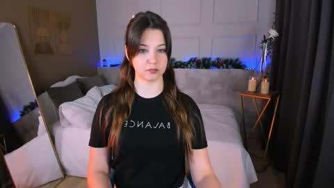 Eliza online show from January 18, 2:02 pm