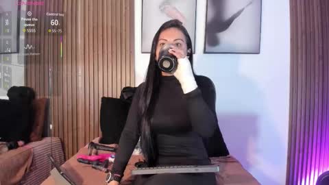 ella rouse online show from November 20, 2:07 pm