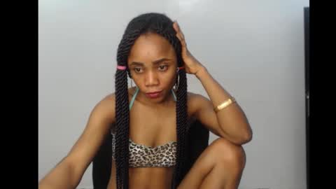 ella online show from October 4, 6:08 am