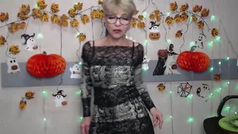 EllaBonito online show from November 9, 6:53 am