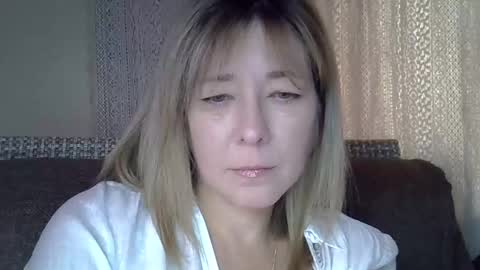 Snapshot of ellajohnsonx chatting on October 18, 11:57 am ellajohnsonx online show from October 18, 11:57 am