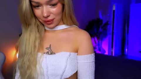 Ella online show from March 13, 7:09 am