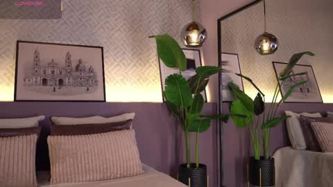 Elle Diane online show from April 13, 12:34 am