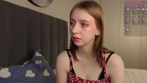 Ellie online show from November 19, 7:19 am