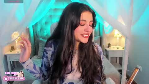 Snapshot of ellie_jhonson_ chatting on February 23, 5:28 am  Ellie Jhonson  online show from February 23, 5:28 am