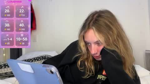 ellie online show from May 24, 6:34 am