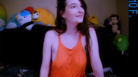 Ellie online show from February 4, 9:31 pm