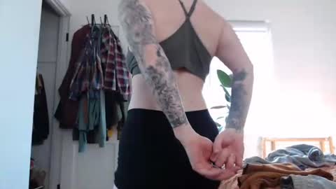 Ellie Rowyn online show from February 28, 9:58 pm