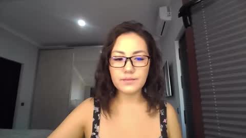 elliesoft online show from November 26, 9:43 am