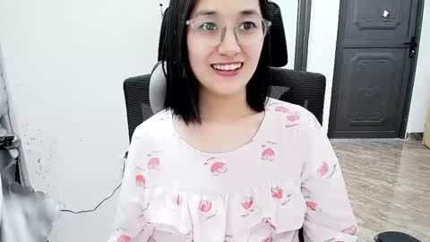 ellsa9x online show from April 9, 7:58 am