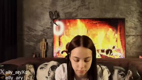 elly_ary online show from February 27, 9:47 pm