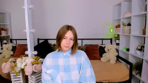 elma_lily online show from November 27, 7:33 am